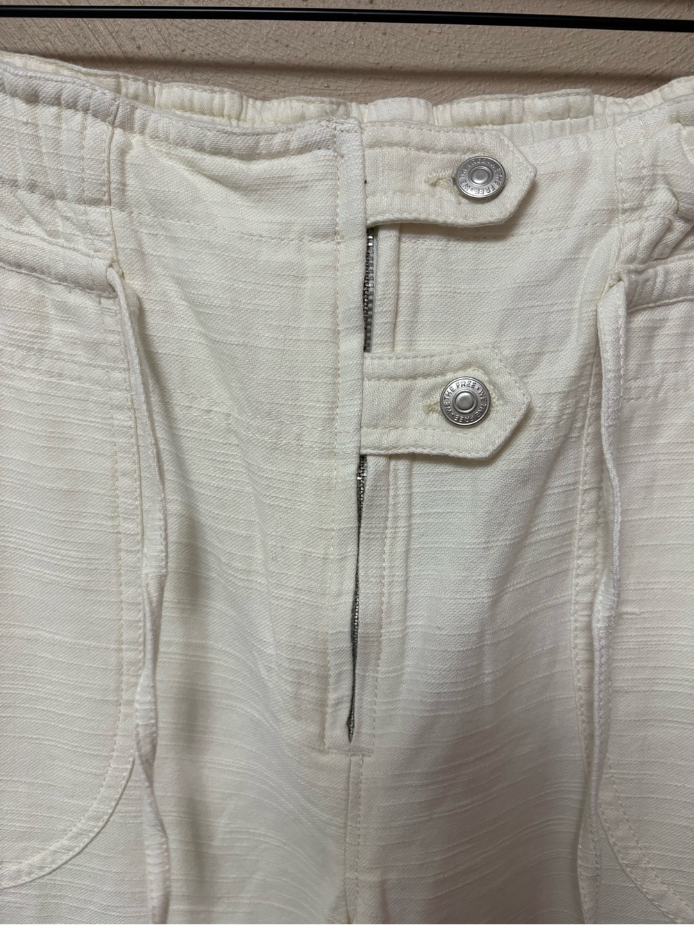 Free People We The Free Park Ave Cargo Pant Ivory Size Medium NWT New - Picture 7 of 16